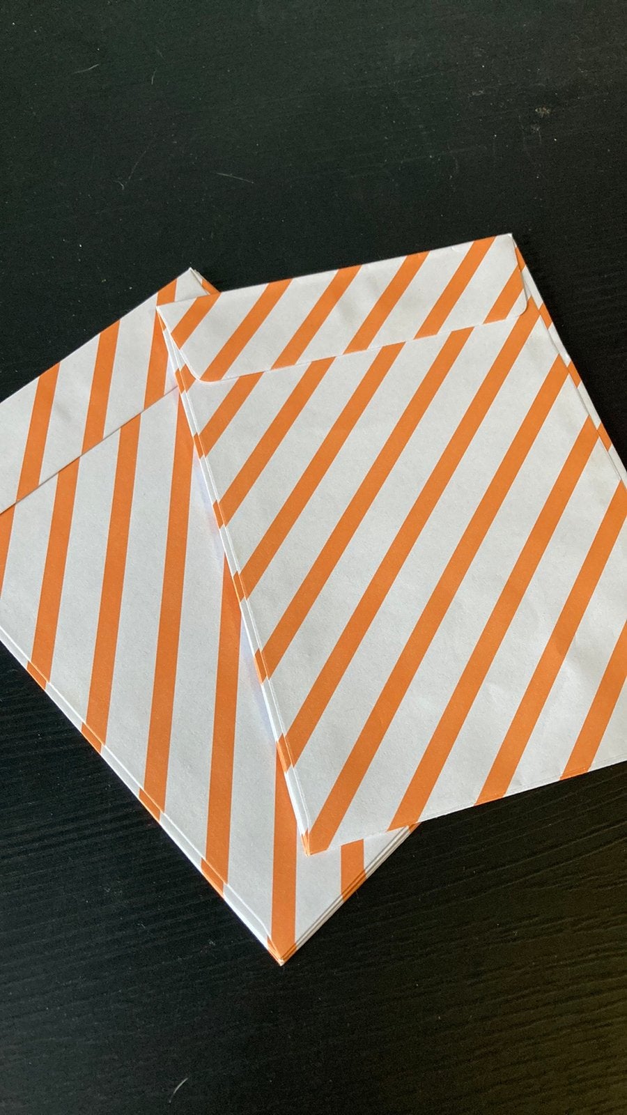 10 kleurrijke design enveloppen, Ophalen of Verzenden, Nieuw, Papier of Karton
