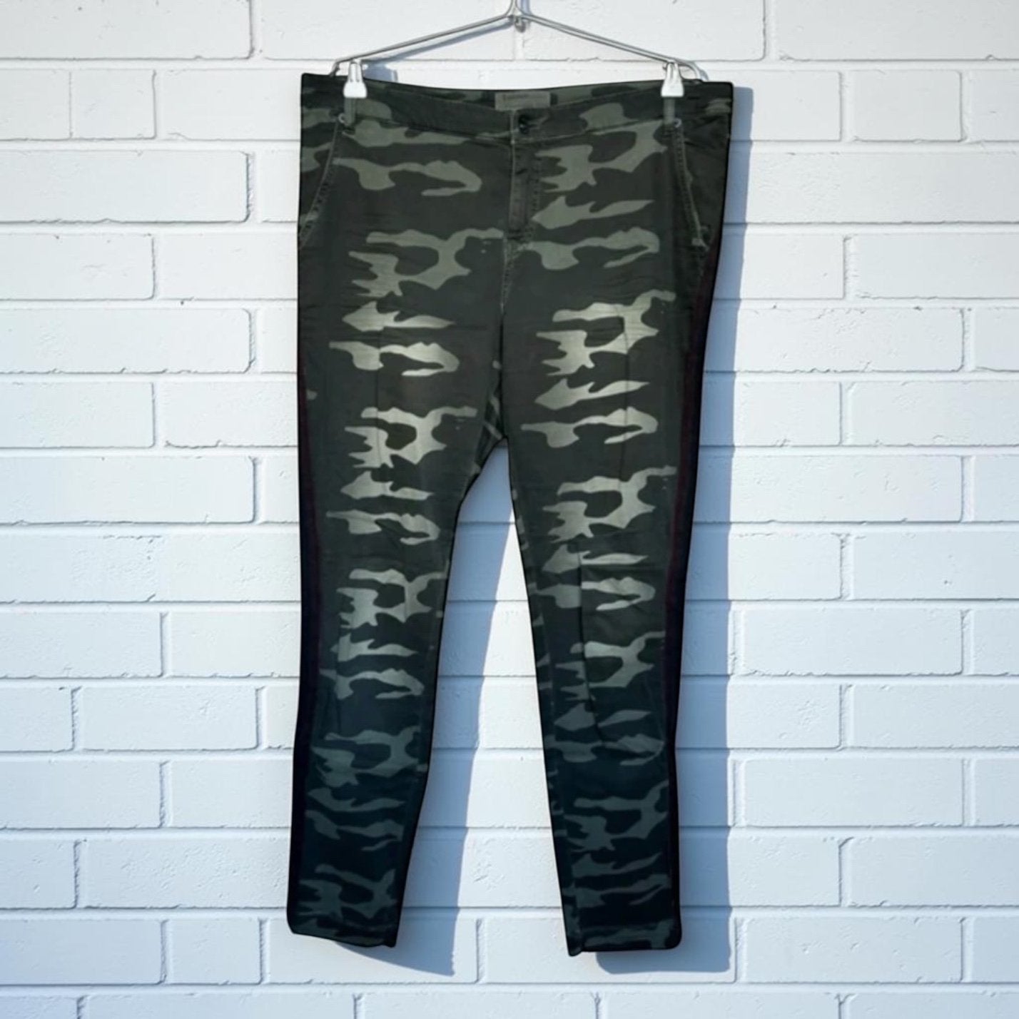 Summum Broek Maat 42 Groen Camouflage Streep Jogger Style, Kleding | Dames, S, Overige kleuren, Verzenden, Zo goed als nieuw