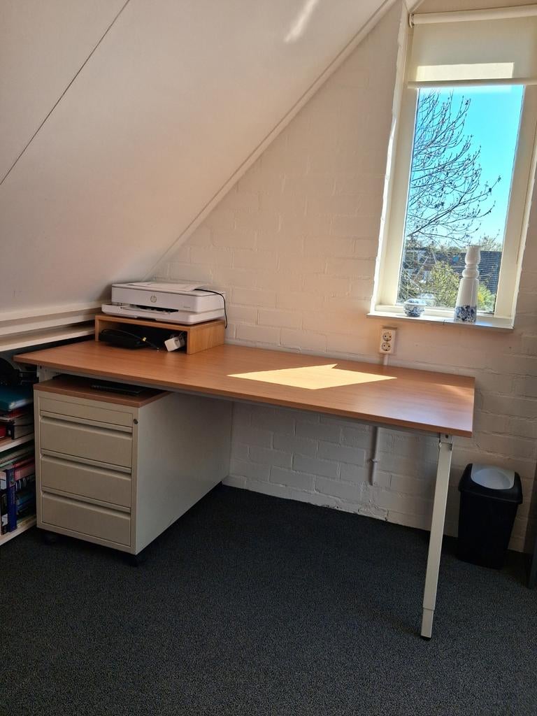 Bureau, kantoorkwaliteit, Huis en Inrichting, Ophalen