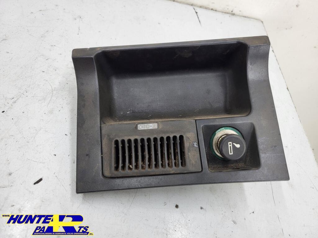 Opbergvak Volvo 850 ('91-'96) 6818876, Auto-onderdelen, Interieur en Bekleding, Volvo, Gebruikt, Ophalen of Verzenden