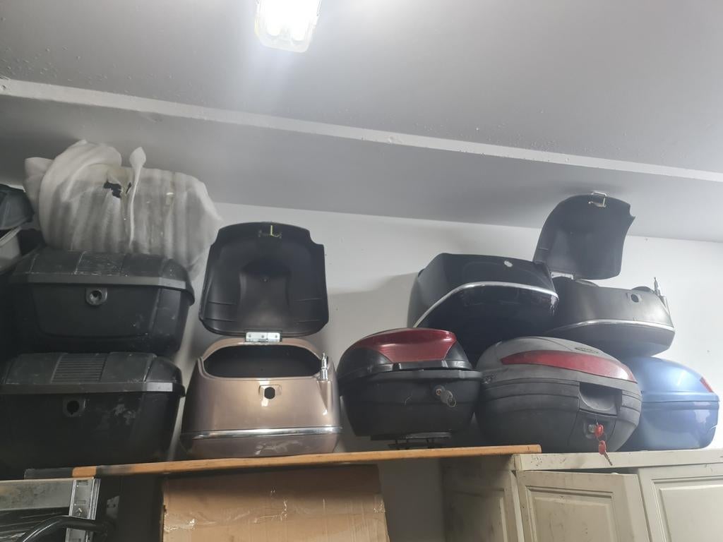 Diverse scooter helmbakken, Fietsen en Brommers, Brommeronderdelen | Scooters, Piaggio, Ophalen of Verzenden