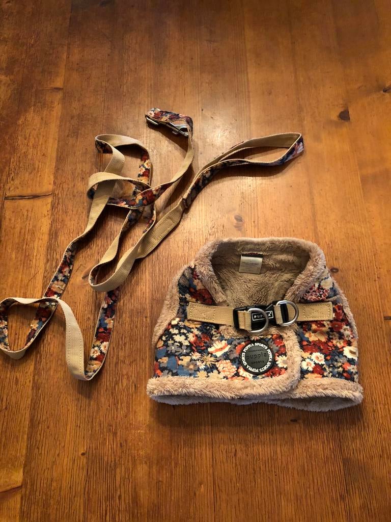 Puppia set L harnas tuigje plus riem, Overige merken, Overige materialen, Ophalen of Verzenden, Zo goed als nieuw