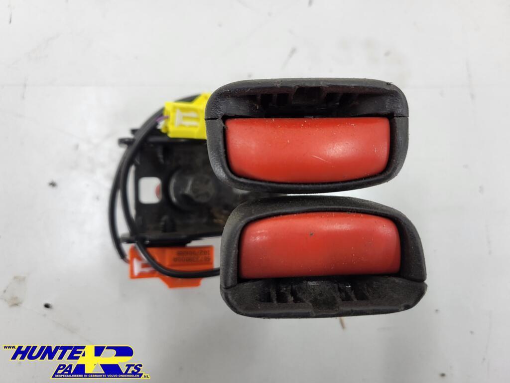 Gordel insteek Volvo V70/XC70 ('07-'17) 8632319, Auto-onderdelen, Gebruikt, Ophalen of Verzenden, Volvo, Volvo