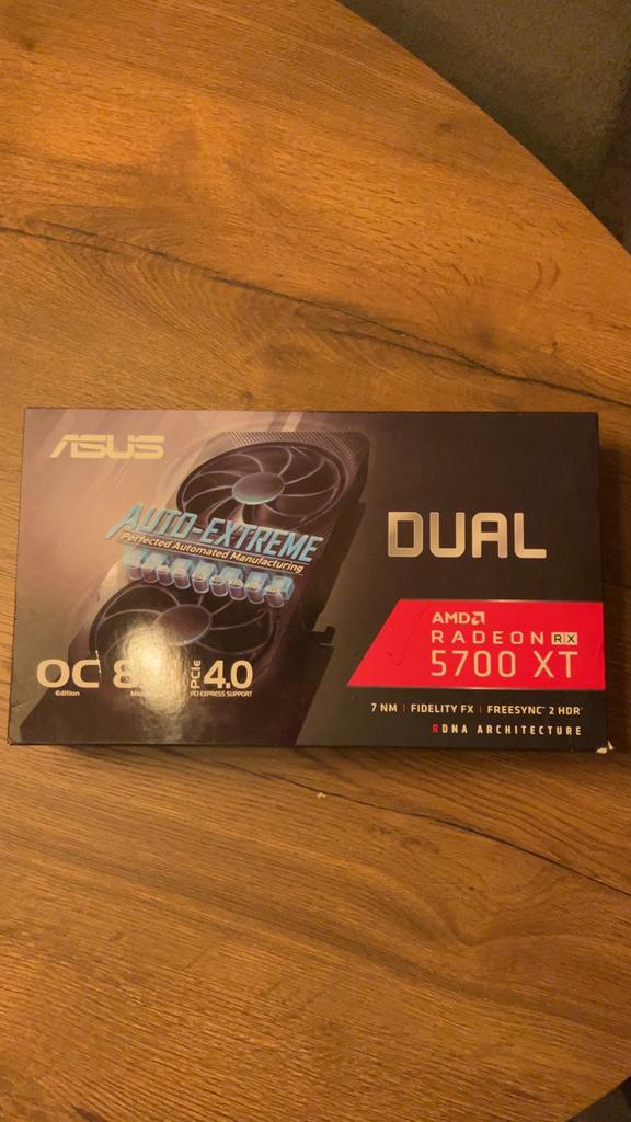 AMD Radeon RX 5700 XT ASUS Dual 8GB videokaart, Computers en Software, Videokaarten, Zo goed als nieuw, Nvidia, PCI-Express 4.0