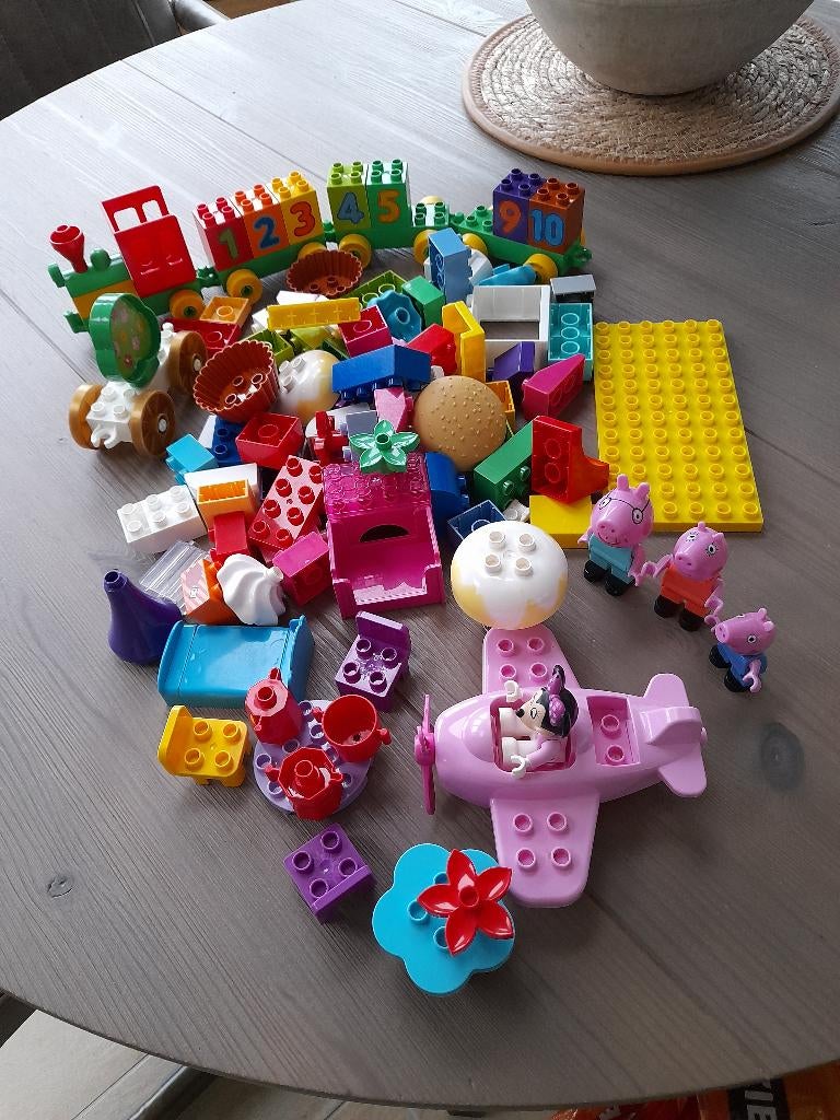 Duplo vliegtuig, treintje, minnie mouse, peppa fam, blokken, Kinderen en Baby's, Ophalen of Verzenden, Gebruikt, Duplo
