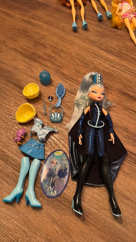 Winx club pop Icy, Ophalen of Verzenden, Gebruikt, Pop
