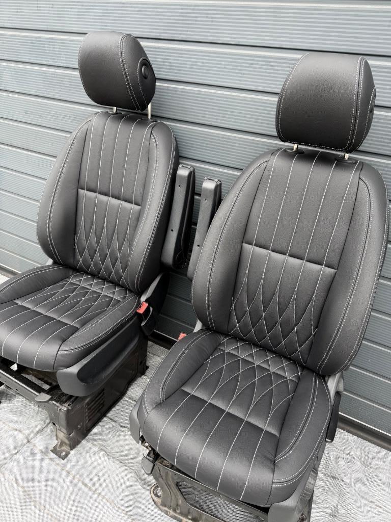 Twee voor stoelen met Zwart leder voor Vito W447 vanaf 2016, Auto-onderdelen, Interieur en Bekleding, Ophalen, Nieuw, Mercedes-Benz