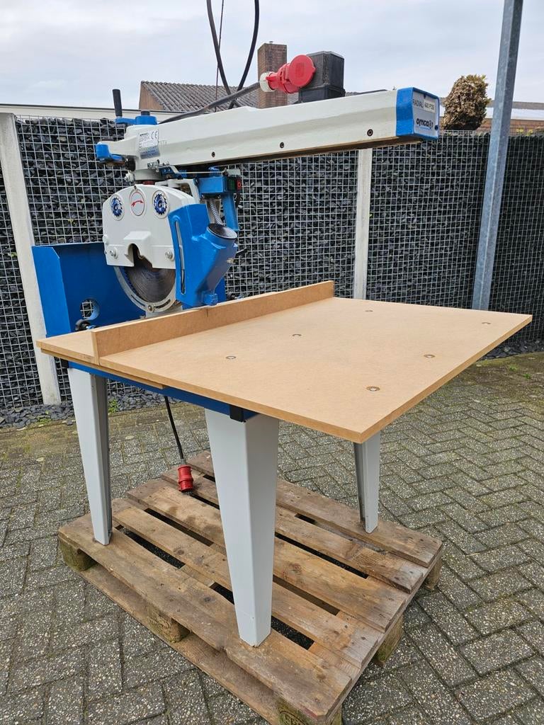 Foto 3 van Afkortzaag Omga 600P3S Schuininstelbaar