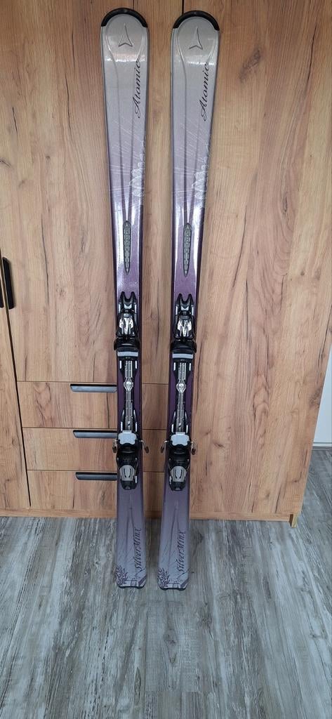 Mooie dames ski's Atomic Silverminx
Huren is duurder, Ophalen, 140 tot 160 cm, Gebruikt, Atomic