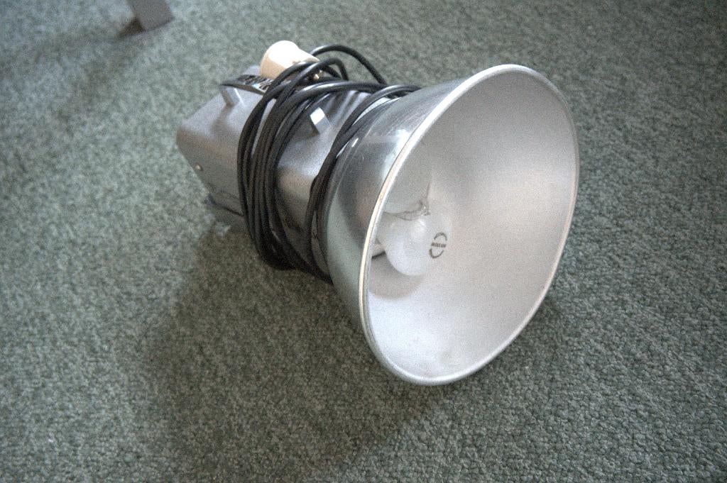 camera lamp, Ophalen of Verzenden, Gebruikt, Lamp of Flitsset