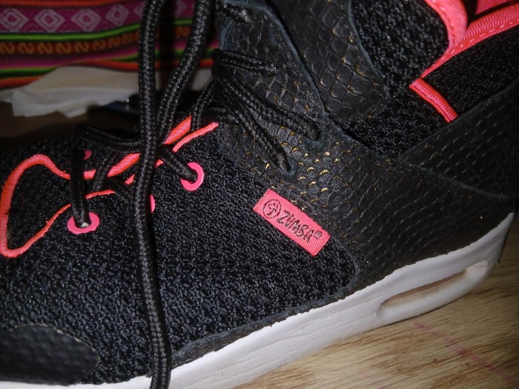Zumba S- Zwart/Roze - Maat 41, Zwart, Ophalen of Verzenden, Zumba, Sneakers of Gympen