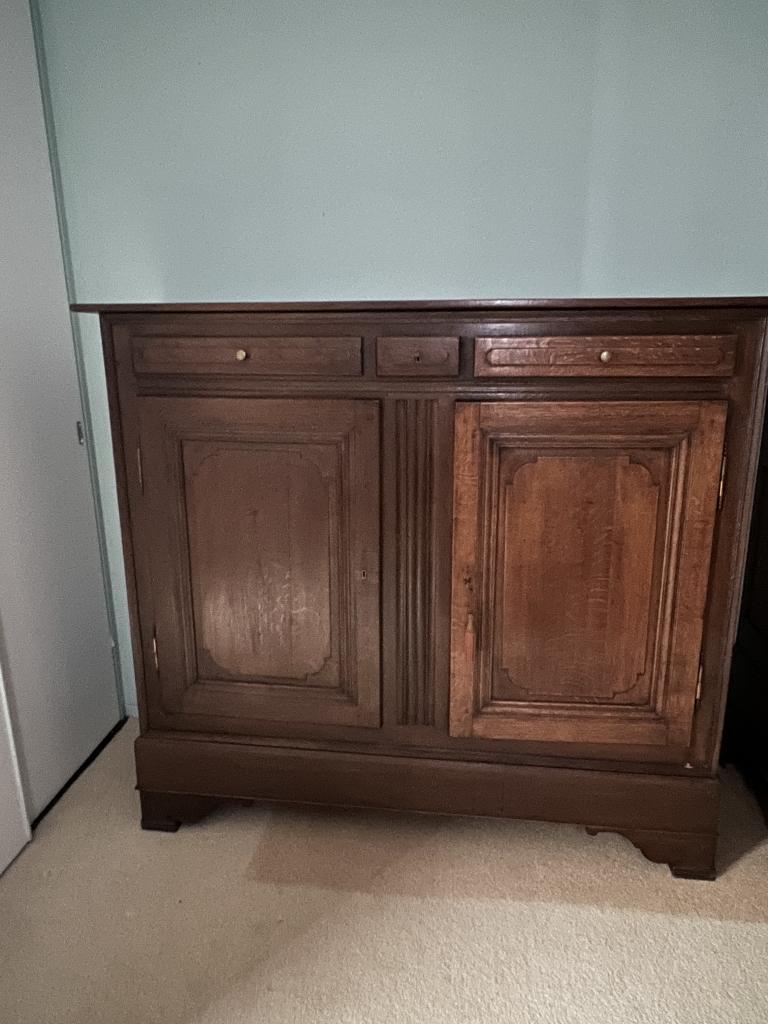 Eiken Louis Philippe kast, Ophalen