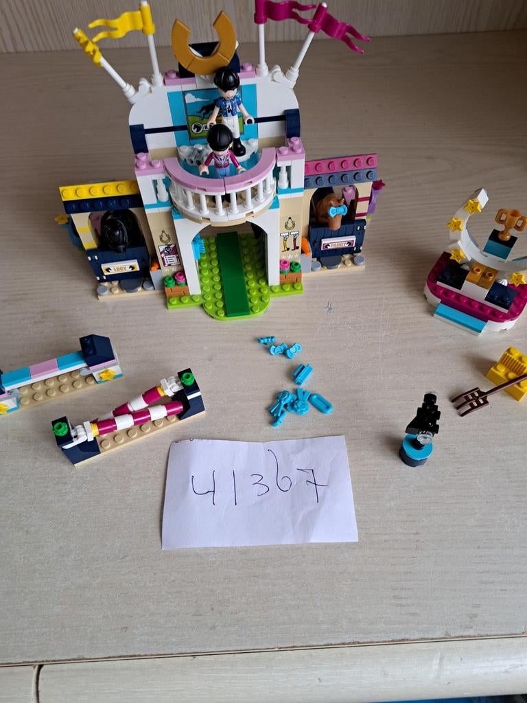 LEGO Friends 41367 Paarden Springwedstrijd (Zonder Doos), Ophalen of Verzenden, Gebruikt, Complete set, Lego