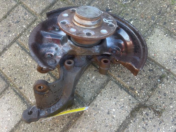 Fusee rechts-achter van een Audi A3, Gebruikt, -, Verzenden, -