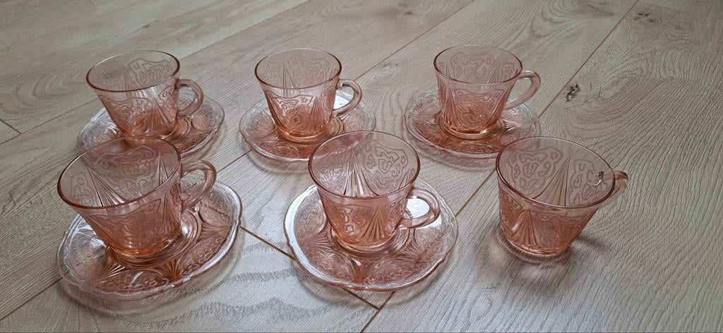 Vintage Arcopal Rosaline koffiekopjes met schotels – Frankri, Ophalen of Verzenden