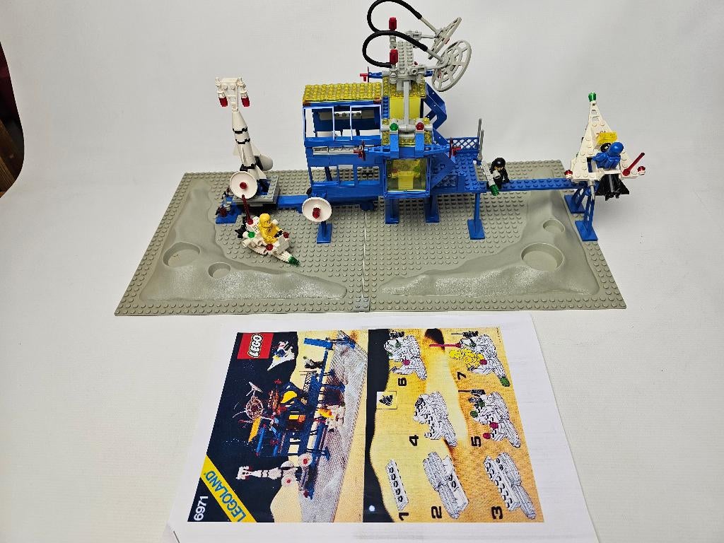 % Lego 6971 classic space. Inter-Galactic Command Base, Kinderen en Baby's, Speelgoed | Duplo en Lego, Ophalen, Gebruikt, Complete set