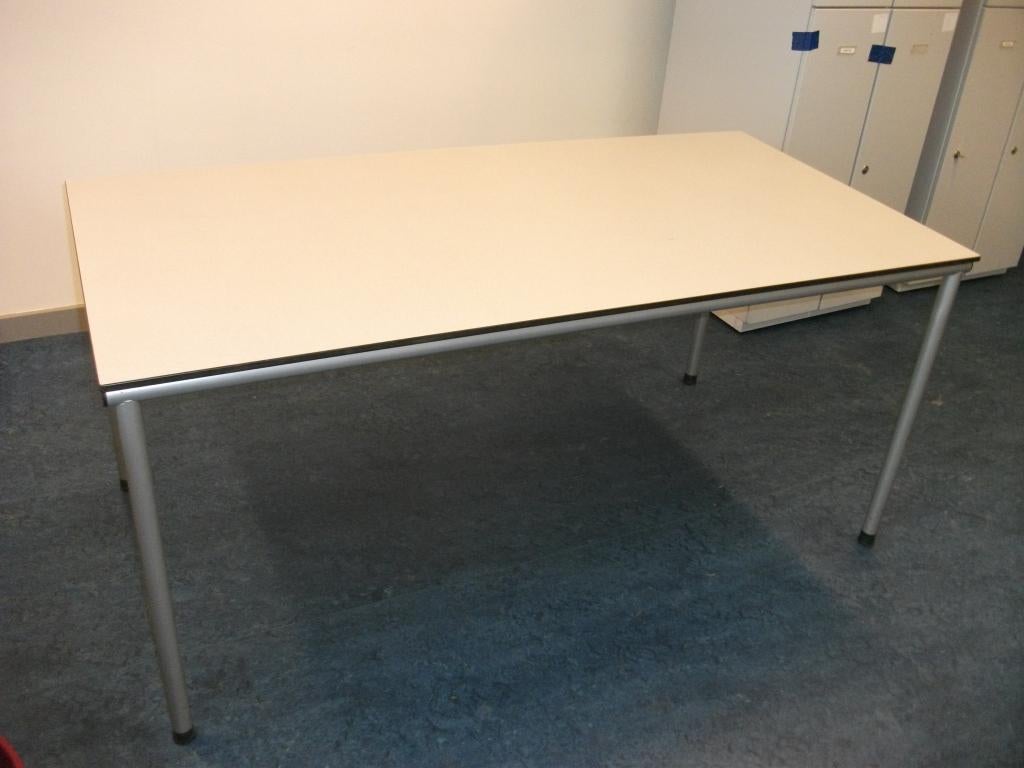 In hoogte verstelbaar Werktafel/ Bureau Ateliertafel, Ophalen, Gebruikt, -, -