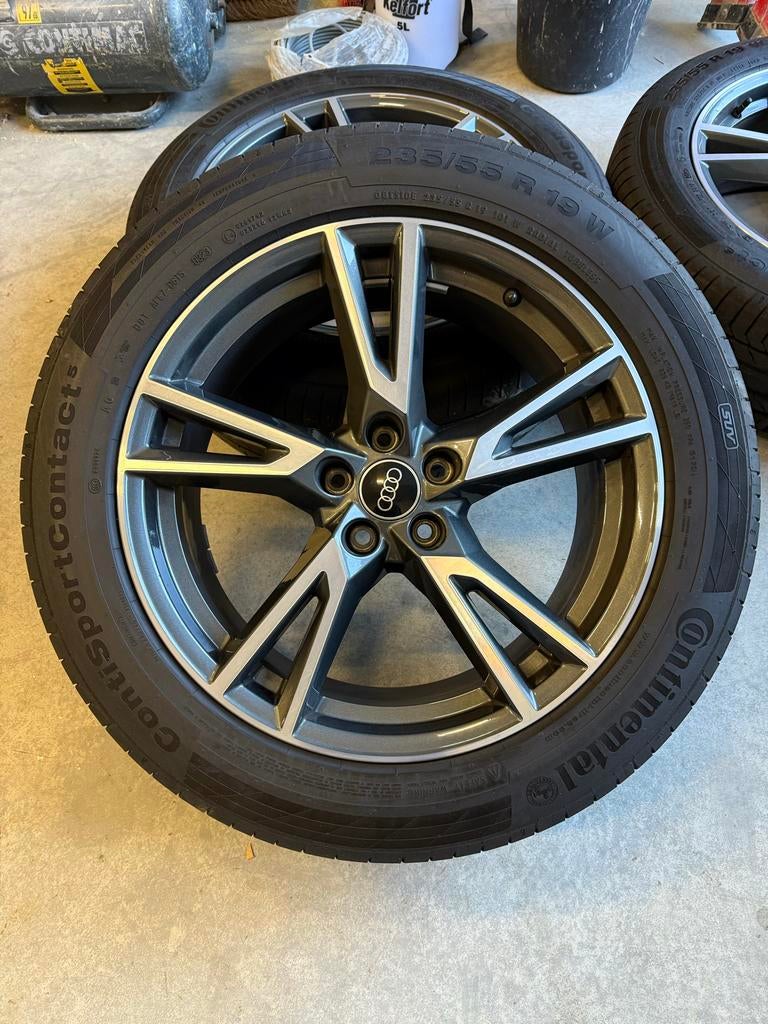 Audi Velgen met Zomerbanden 235/55 R19, Gebruikt, Banden en Velgen, 235 mm, Personenwagen