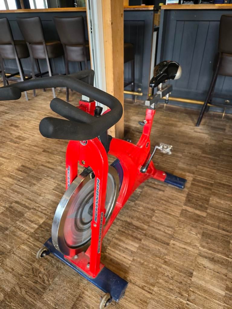 Hometrainer - Perfect voor Thuis!, Gebruikt, Ophalen of Verzenden, Metaal, Buik