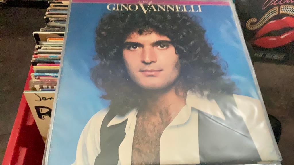 Gino Vannelli. Bets of, Ophalen of Verzenden, Zo goed als nieuw, Overige formaten