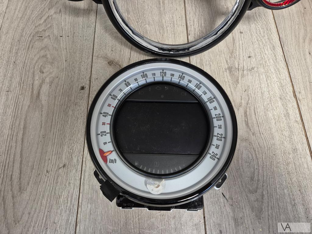 Mini R56 2006 - 2012 navigatie display met tellerklok €200, Auto-onderdelen, Dashboard en Schakelaars, Gebruikt, -, -, Ophalen of Verzenden