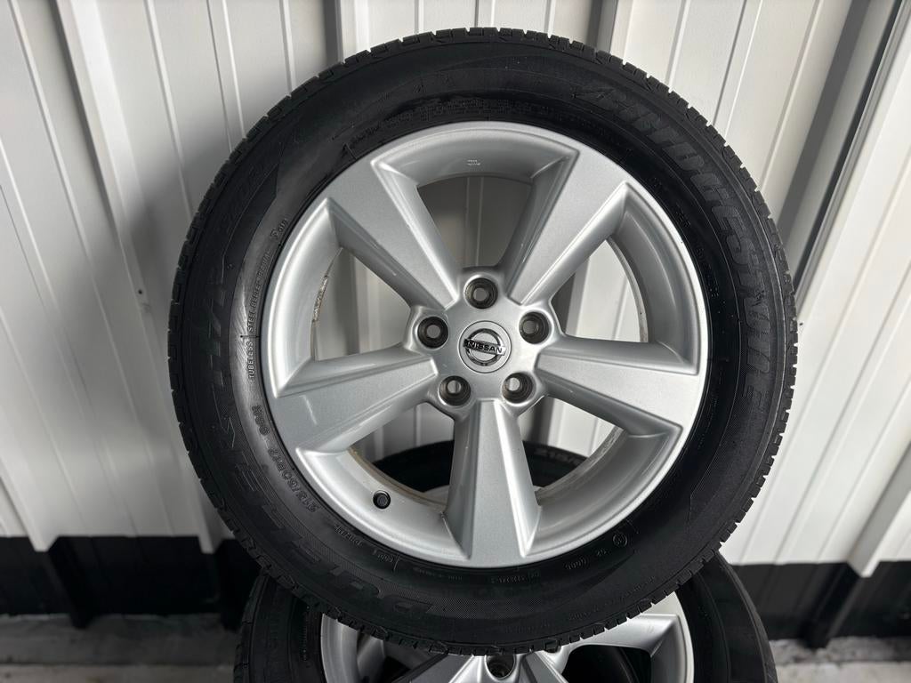 Nissan Velgen met Banden - 16 inch, Auto-onderdelen, Banden en Velgen, Ophalen, Gebruikt, 16 inch, Overige