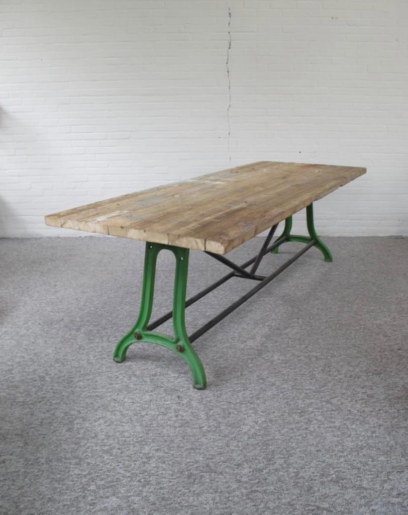 Tafel Diversen grote industriële Pastoe teakhouten jaren 60., Huis en Inrichting, Tafels | Eettafels, Ophalen, Gebruikt, Vijf personen of meer