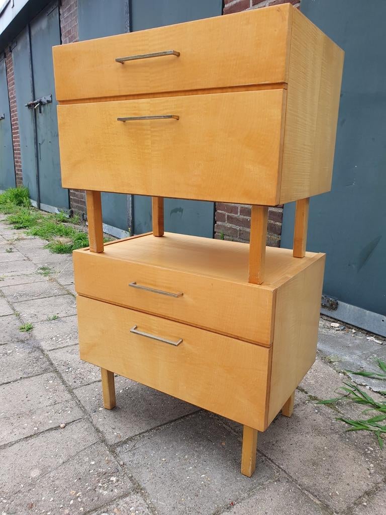 HELAAS VERKOCHT  Vintage nachtkastjes 2 stuks., Ophalen, Gebruikt, Minder dan 45 cm, Minder dan 55 cm