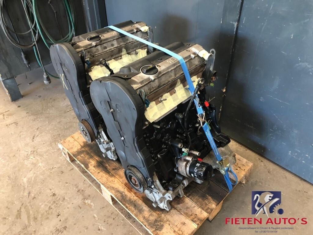 Motor Peugeot 306 2.0-16V GTI volledig gereviseerd XU10J4RS, Gebruikt, Ophalen of Verzenden, Peugeot, Peugeot