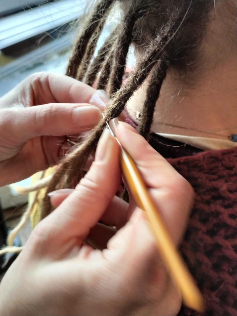 Dreadlocks zetten & bijwerken bij DREADHET, Dreadlocks of Vlechten