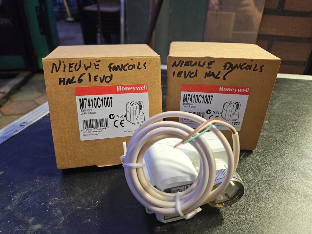 Honeywell M7410C1007 Stellventrieb - Nieuw!, Ophalen of Verzenden, Nieuw