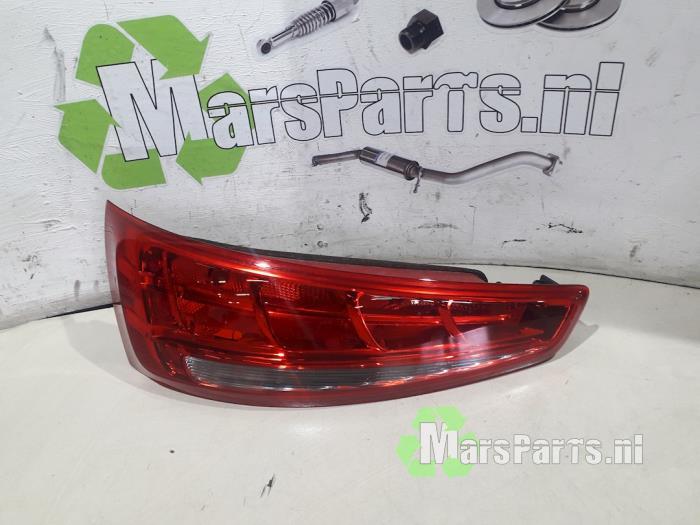 Achterlicht links van een Audi Q3, Gebruikt, -, -, -