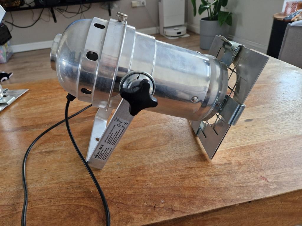 Theaterlamp / Spot - PAR 46 DJ lamp Vintage lamp, Muziek en Instrumenten, Licht en Laser, Gebruikt, BEGLEC, Ophalen of Verzenden