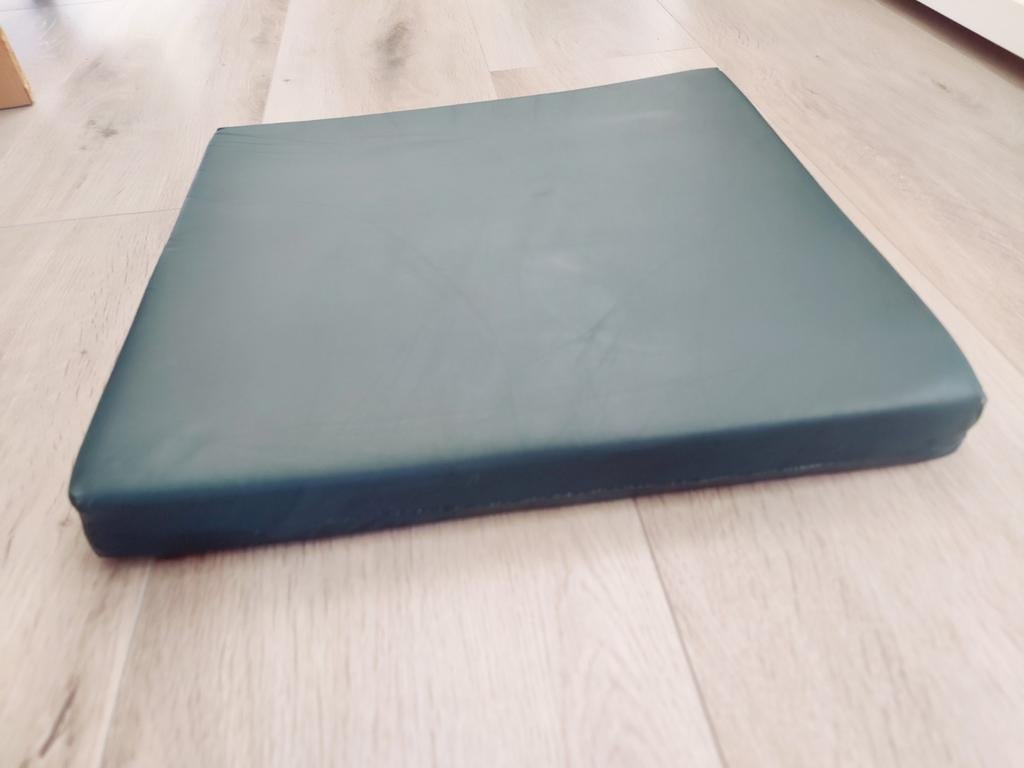 Rolstoelkussen, 45x45cm, waterafstotend nette staat, Ophalen of Verzenden, Duwrolstoel