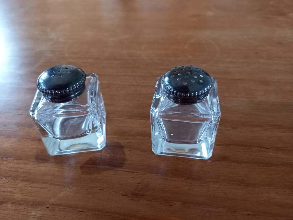 Peper/zout stel zilverdop kandelaar glazen met zilverenvoet, Ophalen of Verzenden, Glas, Overige stijlen