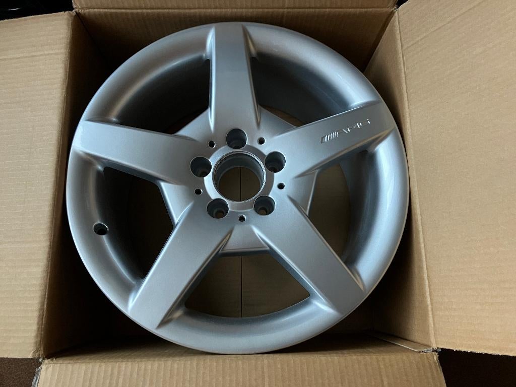 AMG Styling III Velgen 17" Mercedes C CLK, Auto-onderdelen, Banden en Velgen, 245 mm, Velg(en), Nieuw, 17 inch