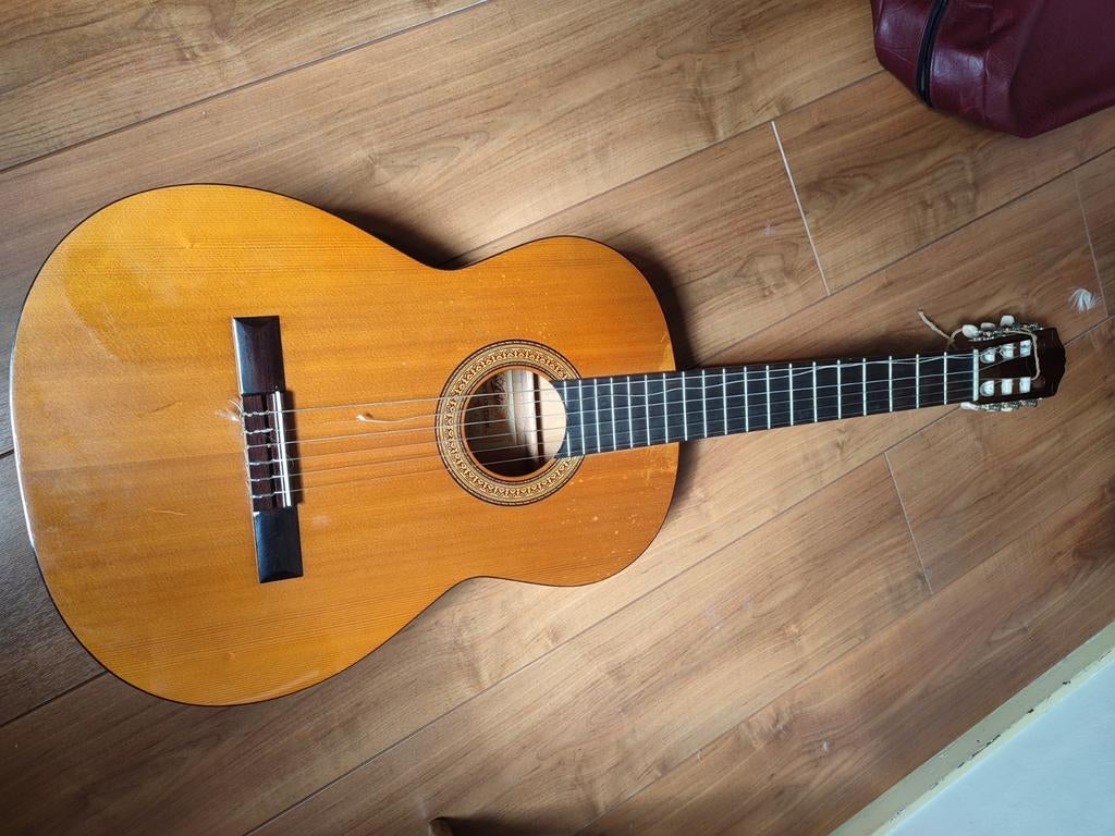 Klassieke gitaar - Gebruikt Aria AC 6, Ophalen of Verzenden