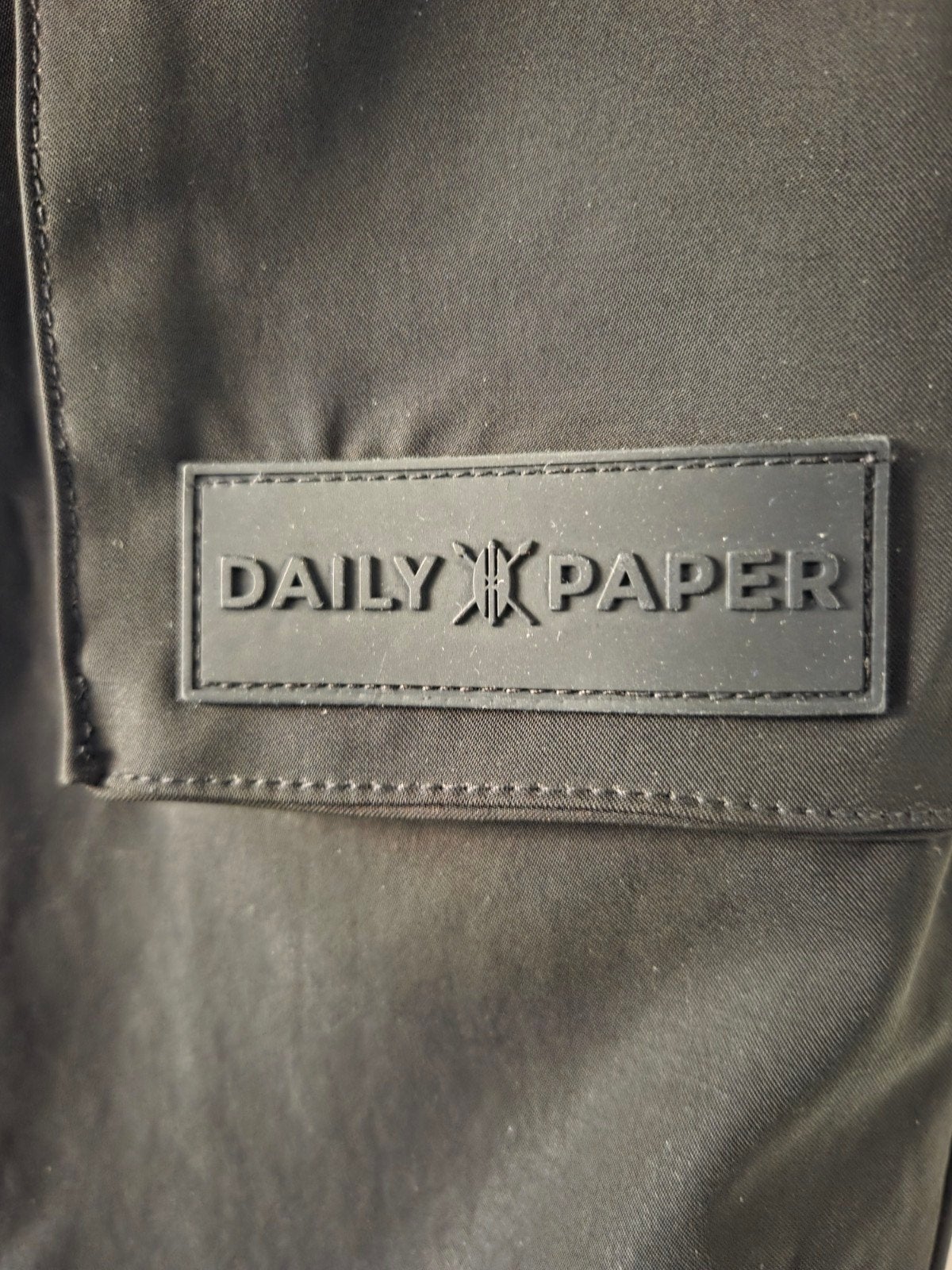 Daily Paper Unisex Broek Glans Zwart Maat M, Maat 38/40 (M), Zwart, Daily Paper, Ophalen of Verzenden