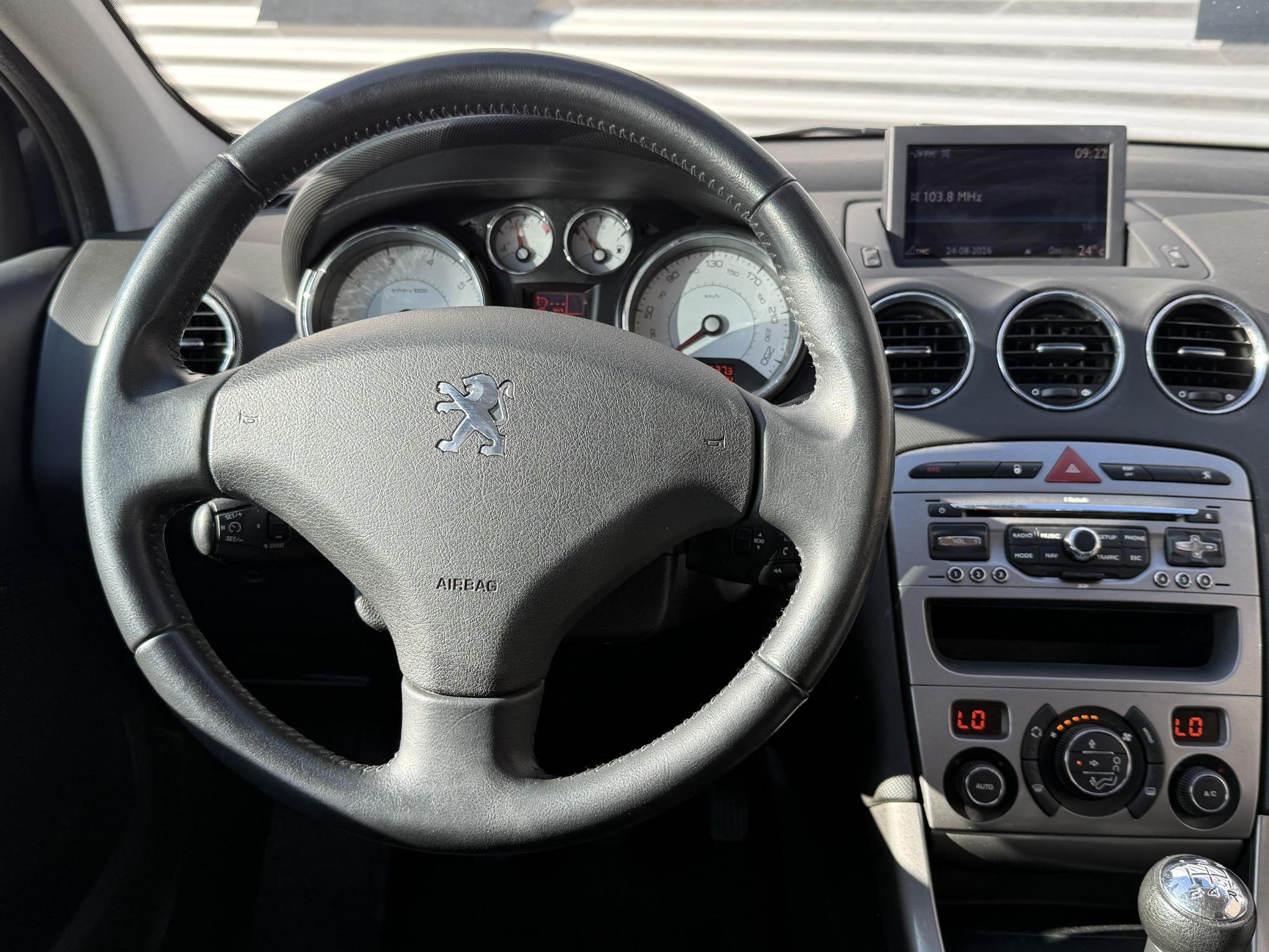 Peugeot 308 1.6 VTi Active Navi|Clima|Cruise|PDC|Trekhaak|N., Voorwielaandrijving, Euro 5, Stof, Gebruikt