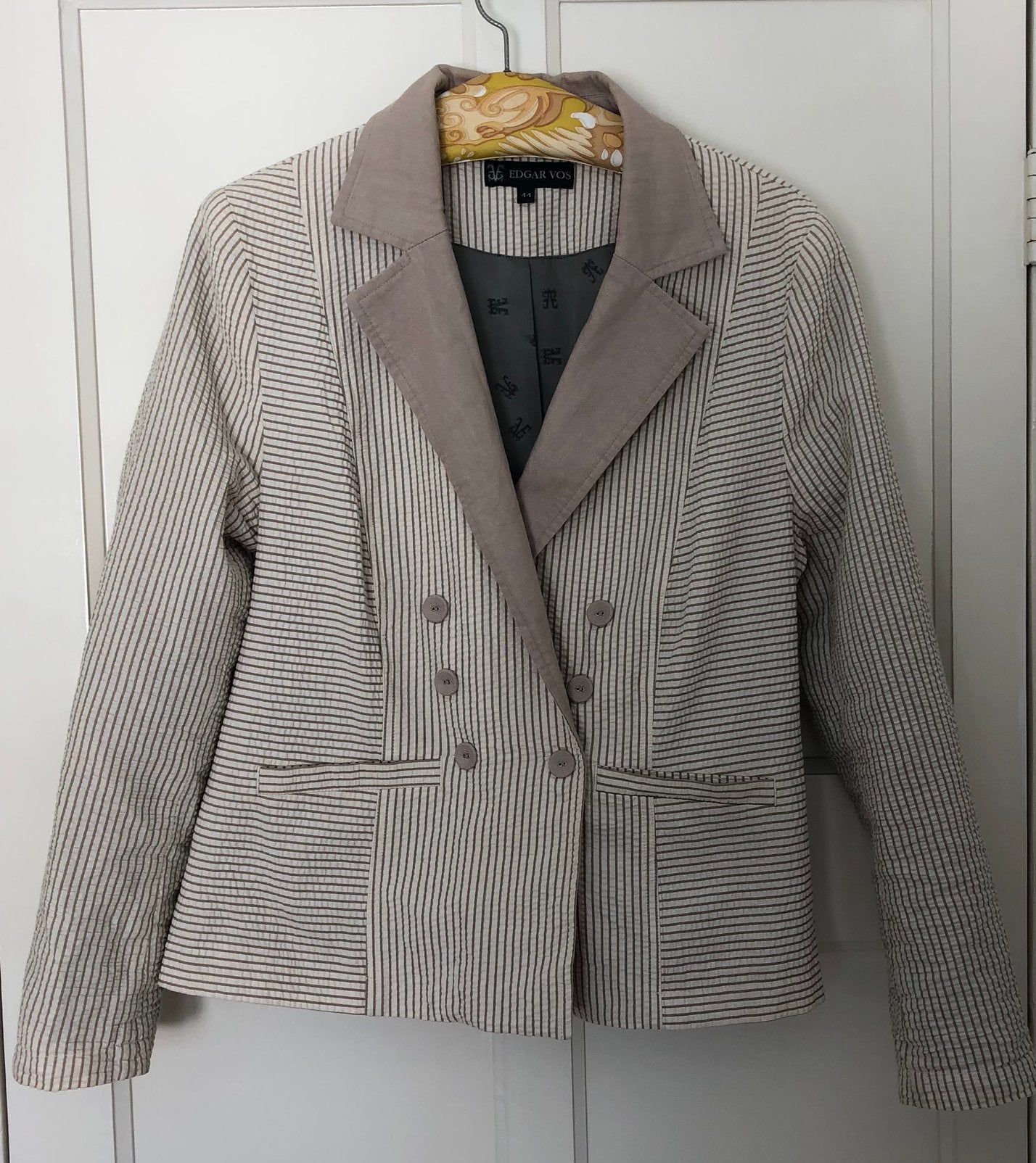 Vintage double-breasted gestreepte damesblazer | Edgar Vos, Beige, Maat 42/44 (L), Ophalen of Verzenden, Zo goed als nieuw