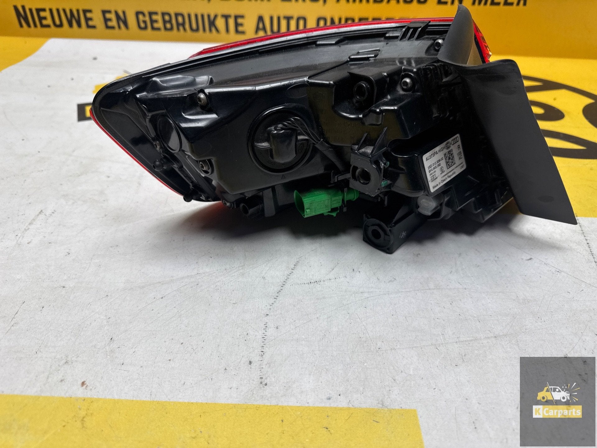 Audi A3 RS3 S3 | 8V4945092 Rechts achterlicht, Info@fabrikant.eu, Fabrikantstraat 1
1000 AA  Amsterdam, NL, Fabrikant BV, Gebruikt