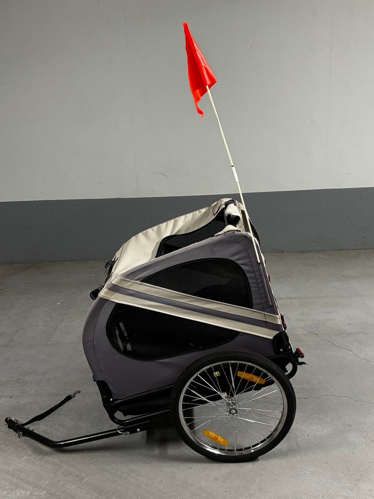 Hondenfietskar - Comfortabel en Veilig voor Uw Hond, Ophalen, Gebruikt