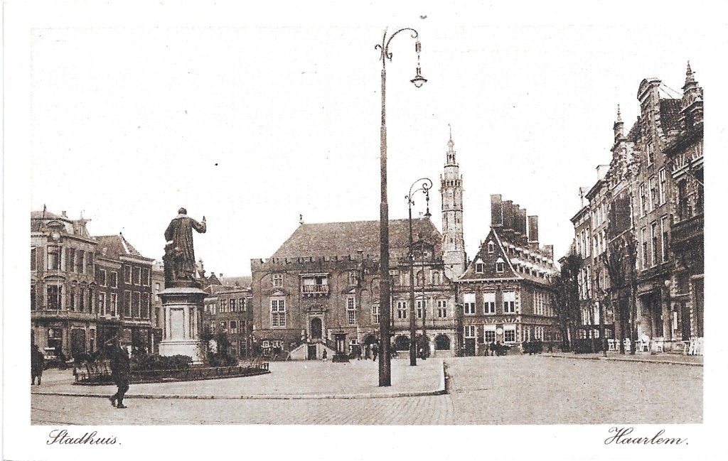 AK Haarlem - Stadhuis, Verzenden, 1920 tot 1940, Ongelopen, Noord-Holland