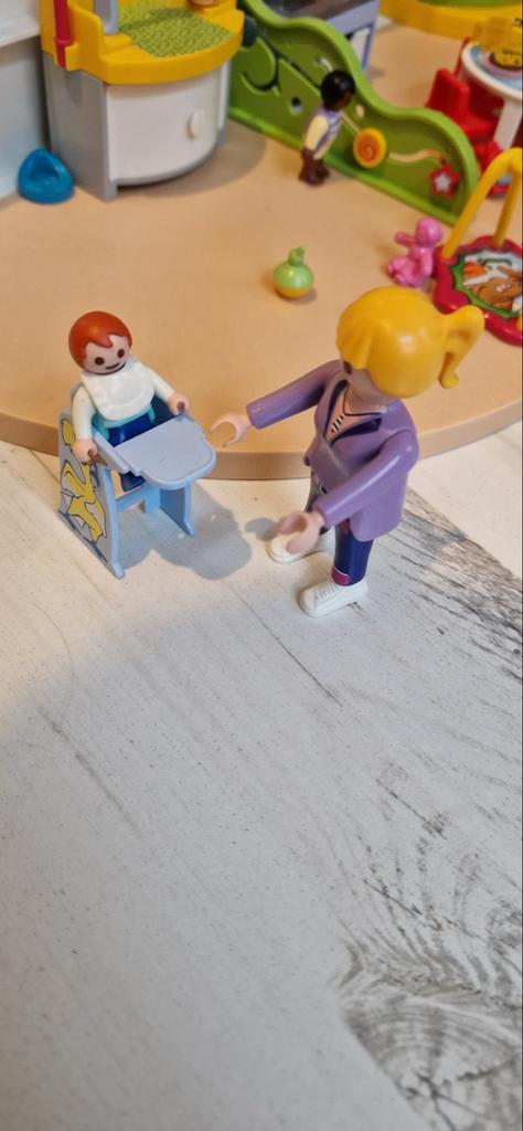 Playmobil Kinderdagverblijf met veel accessoires, Ophalen of Verzenden, Zo goed als nieuw, Complete set