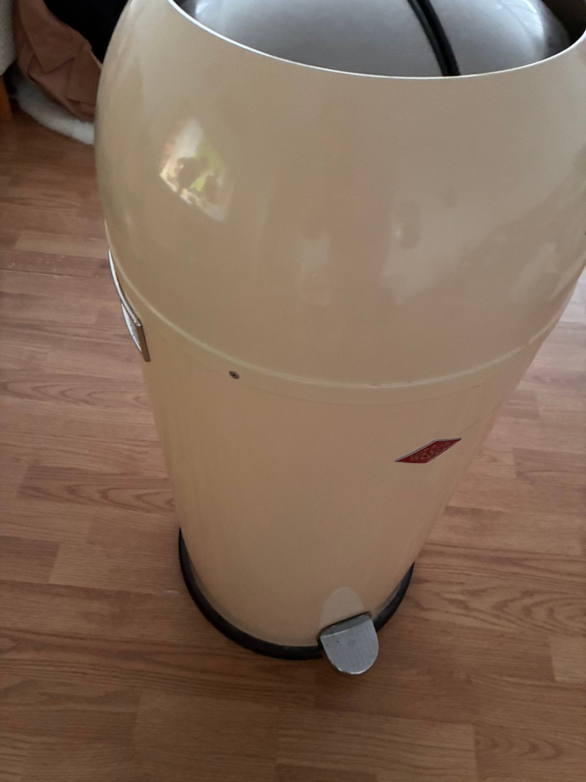 Wesco kickmaster maxi pedaalemmer/prullenbak 40 liter beige, Huis en Inrichting, 40 liter of meer, Ophalen of Verzenden, Zo goed als nieuw