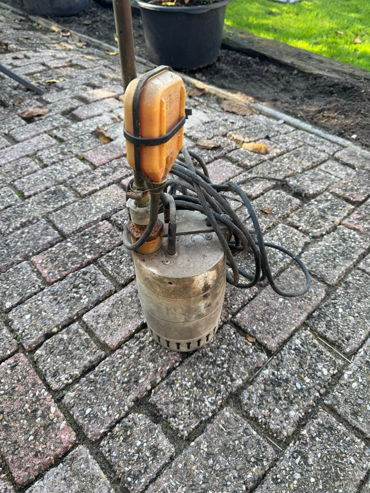 Gebruikte Dompelpomp met Vlotter - Werkt goed, Ophalen, Gebruikt, Elektrisch, Dompelpomp