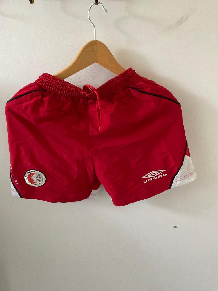 FC Twente voetbalbroek maat 152 Umbro, Maat XS of kleiner, Ophalen of Verzenden, Zo goed als nieuw, Shirt