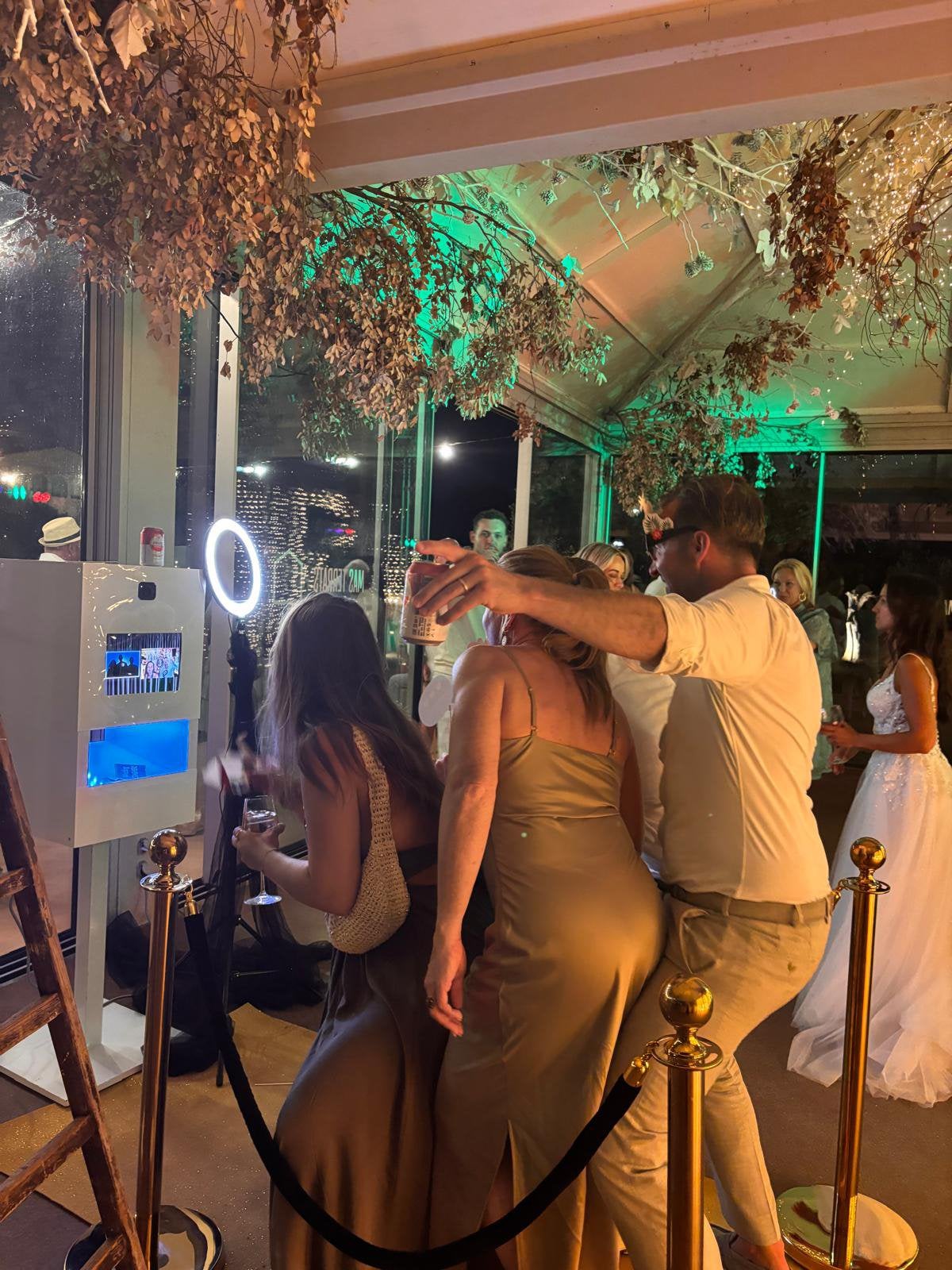 Photobooth huren Schagen| onbeperkt printen, Ophalen, Zo goed als nieuw