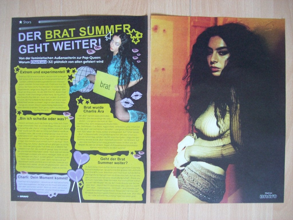 Poster + artikel van Charli XCX uit Duits tijdschrift Bravo, Ophalen of Verzenden, Nieuw, A4 of kleiner, Muziek