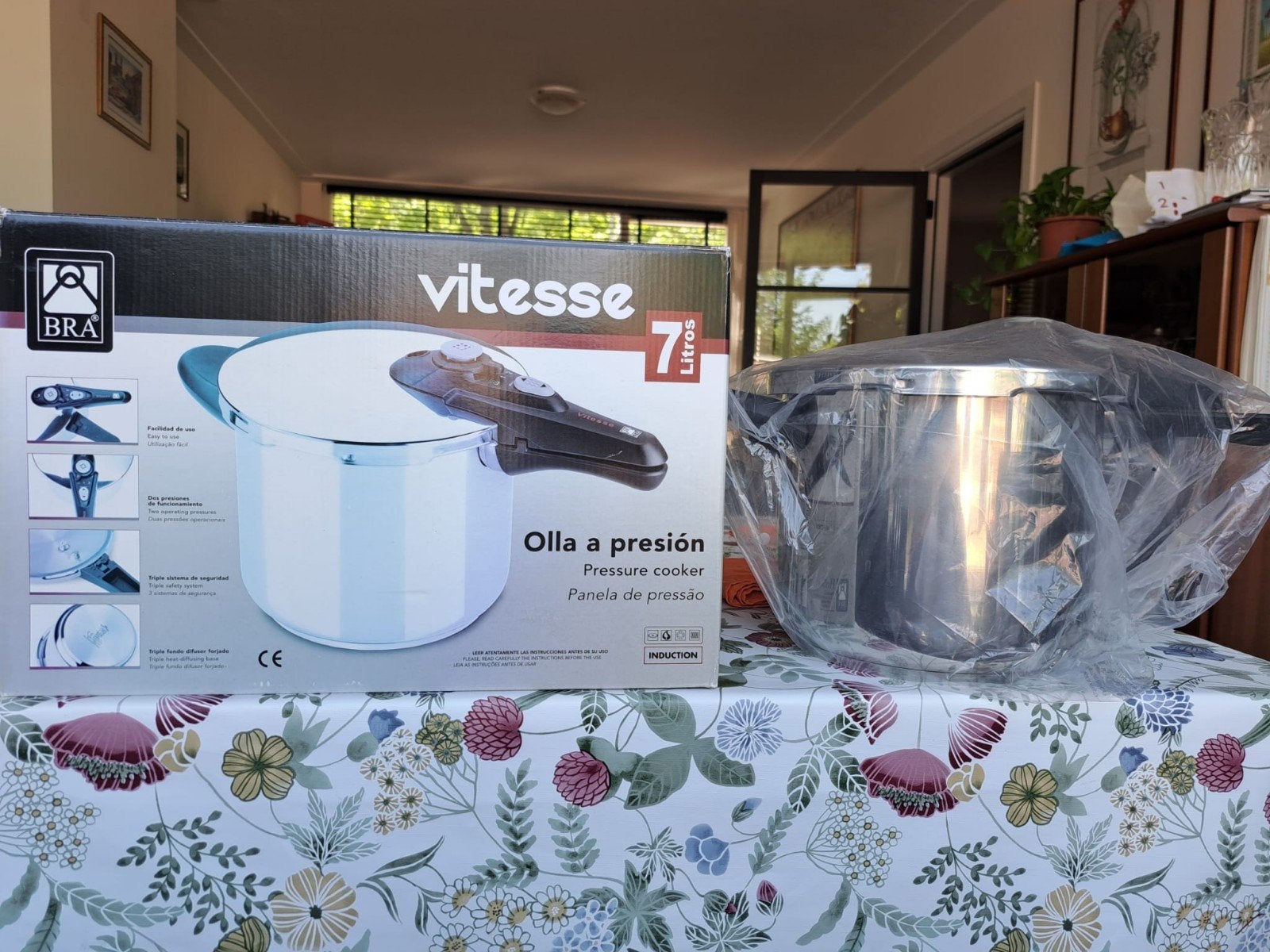 BRA Vitesse Snelkookpan 7L RVS met Stoommandje, Inductieplaat, Zo goed als nieuw, Rvs, Ophalen